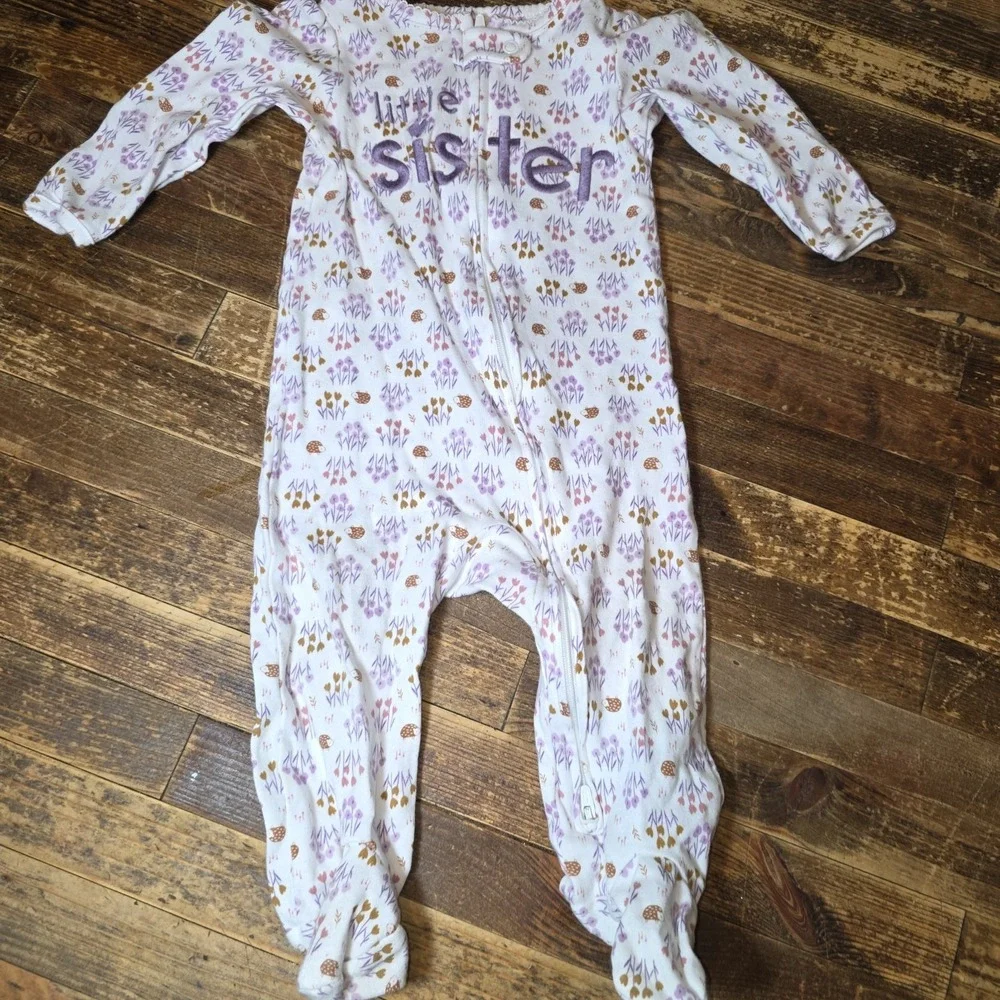 Baby Girl 6-9 Mo 4 piece Lot Pajamas Top Pastels Sleepers Little Sister Bundle